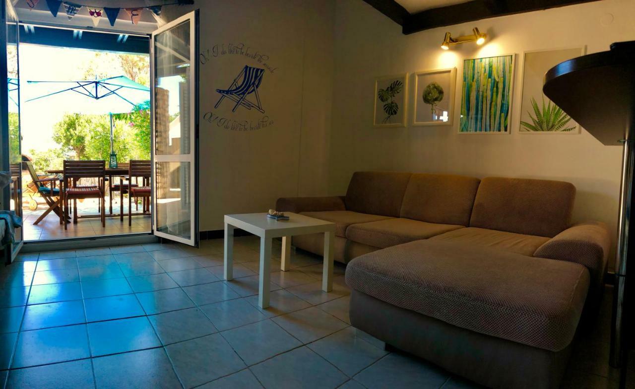Apartment Mira Novalja Ngoại thất bức ảnh